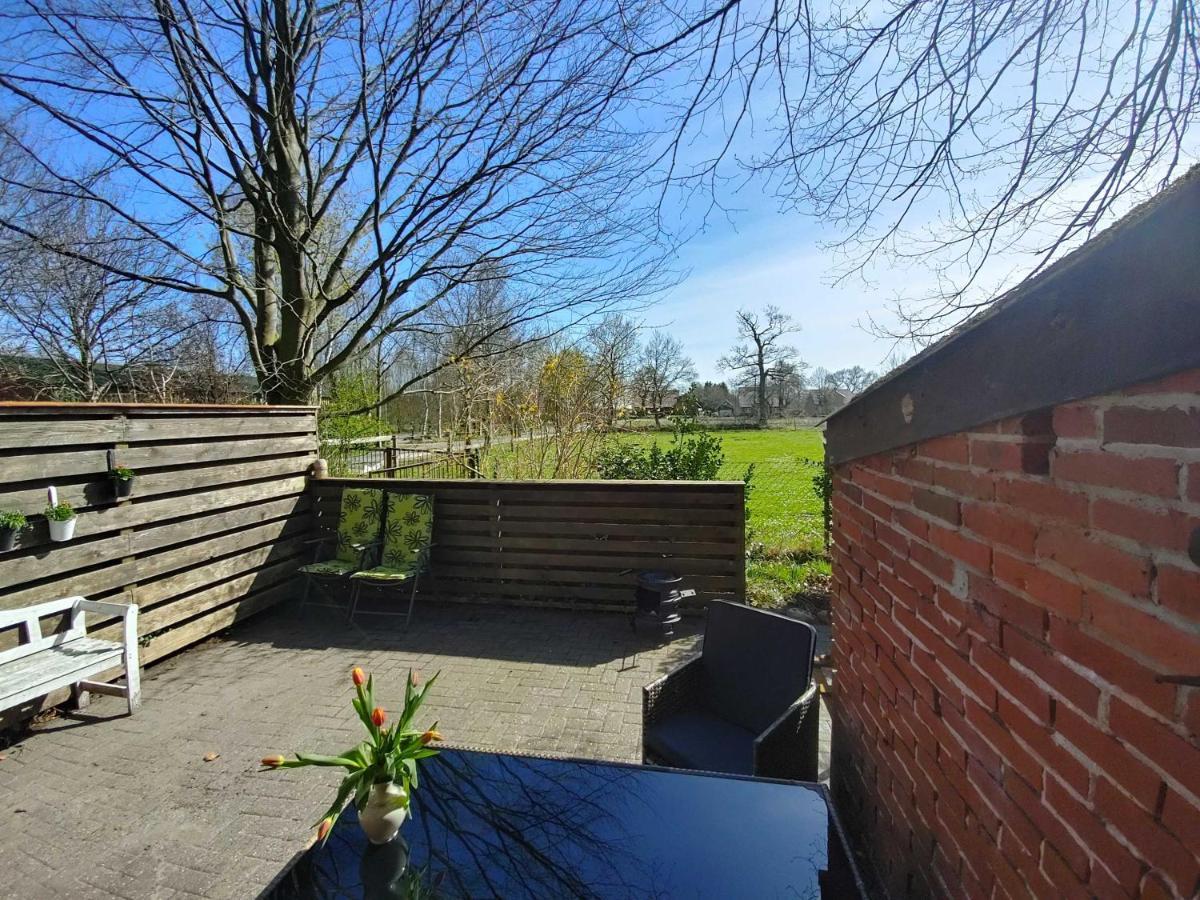 Ferienhaeuschen Alte Schmiede, 35647 Holiday home *